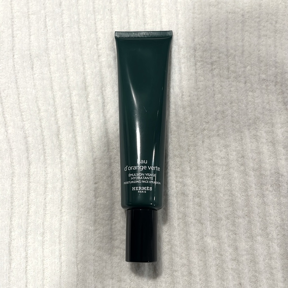 HERMES Eau d'orange verte Moisturizing face lotion